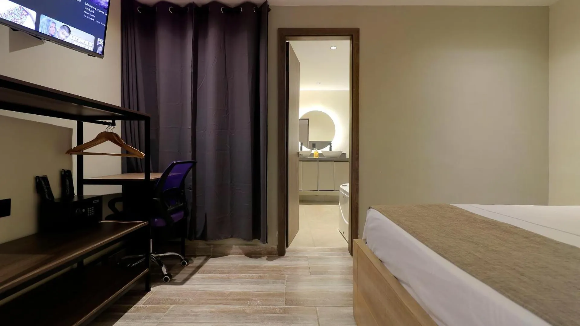 Casa Indigo Laureles-Estadio Con Jacuzzi Medellín Colombia