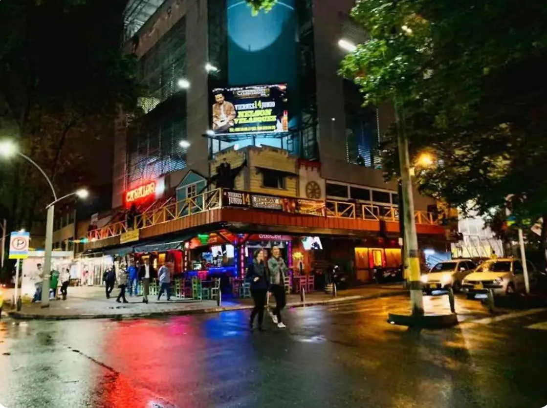 Casa Indigo Laureles-Estadio Con Jacuzzi Medellín